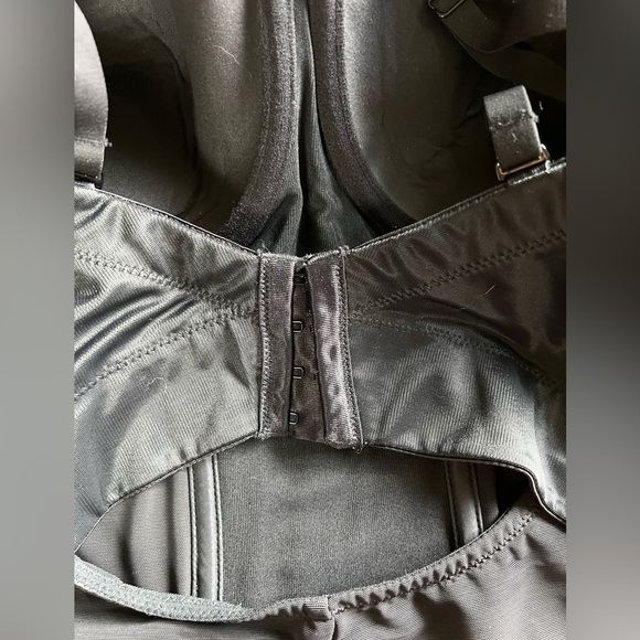 36D Maidenwear shapewear used - Picture 5 of 9